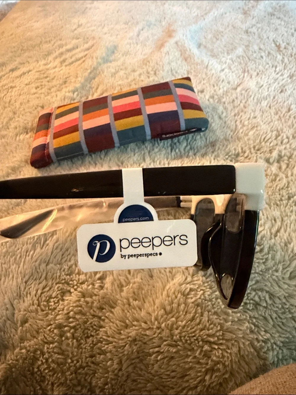 Peepers stylish white